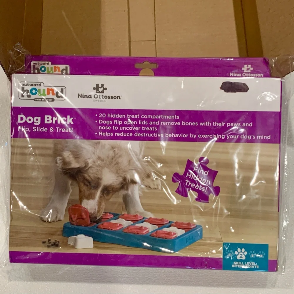 Outward Hound Dog Brick Dog Treat Puzzle Maze Game Level 2 by Nina Ottosson NIB
